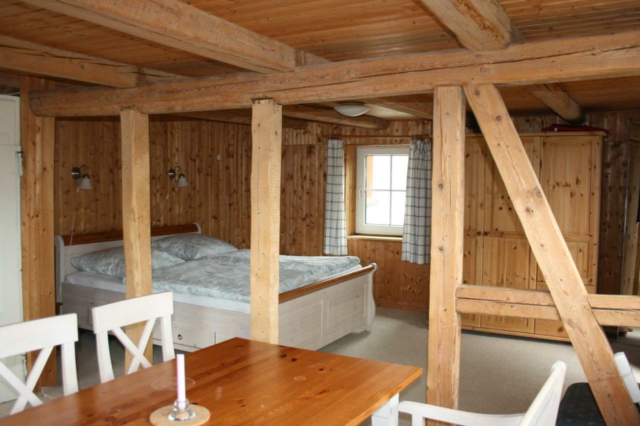 Apartments Cafe Brennnessel Veltheim Экстерьер фото